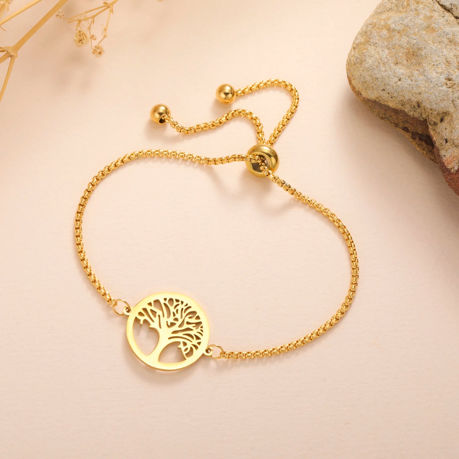 Timeless Tree Amulet 🌳