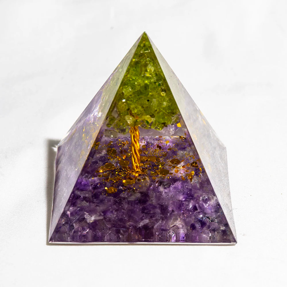 Crystal Energy Pyramid 🔺 – Chakra Balancing Generator for Healing & Home Harmony