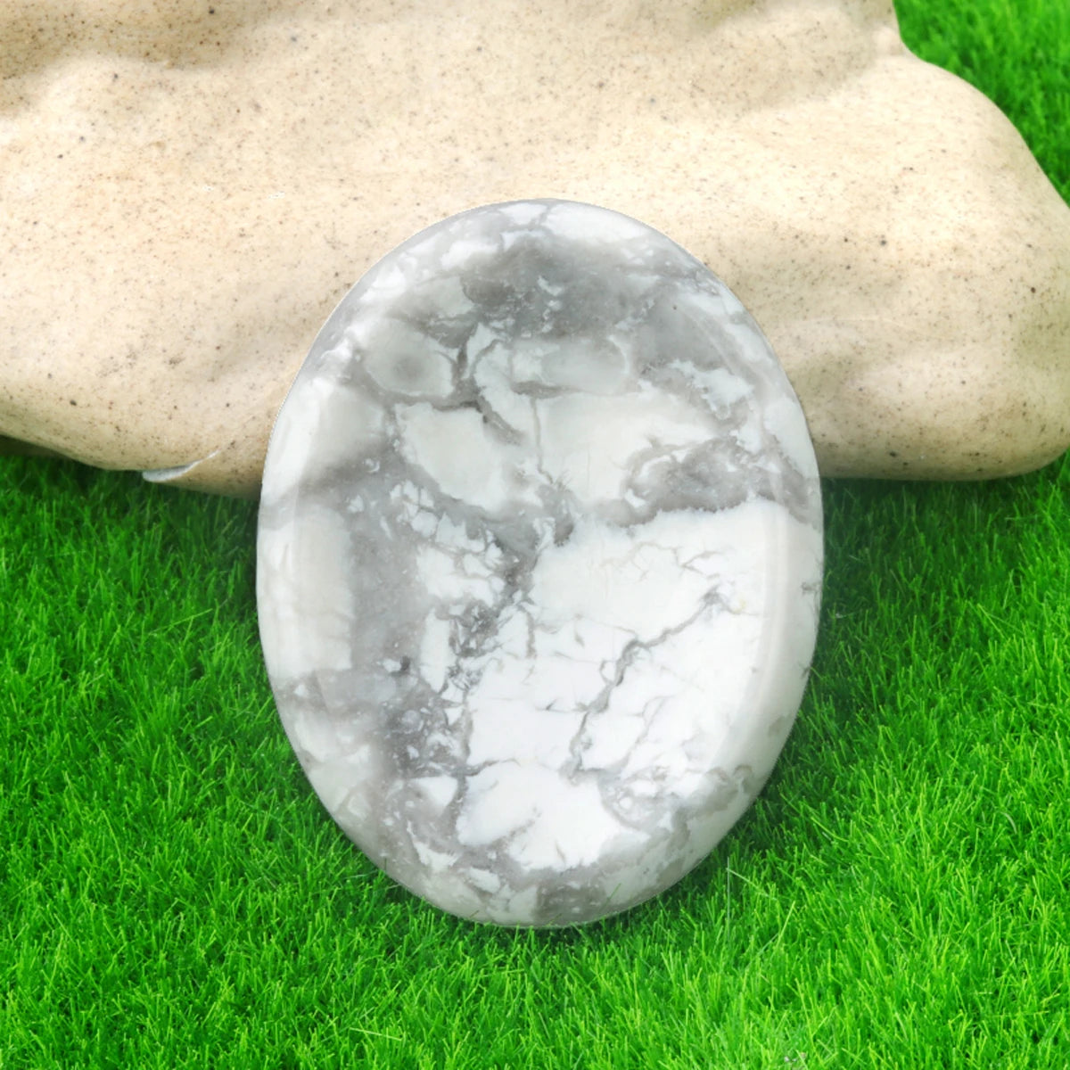 🫶 Thumb Worry Stone – Pocket-Sized Calm & Crystal Focus