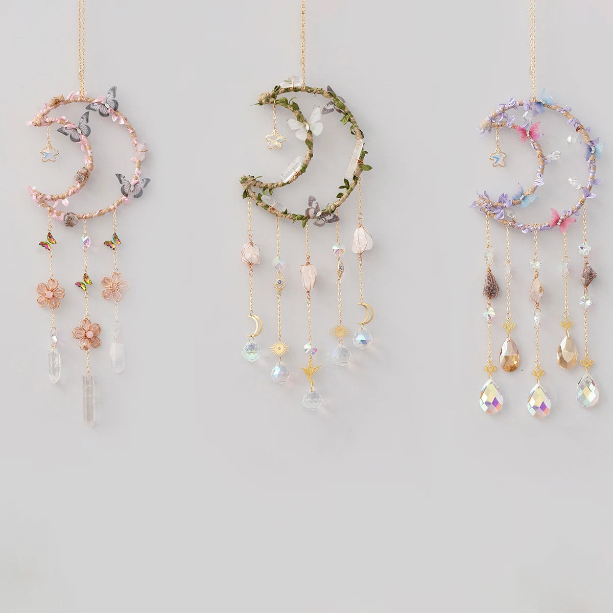 Crystal Moon Dreamcatcher 🌙 – Suncatcher & Wind Chime for Boho Rooms & Magical Spaces