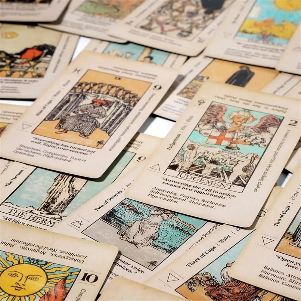 🃏 Beginner’s Tarot Deck – Pocket-Size Cards with Keywords & Reversed Meanings