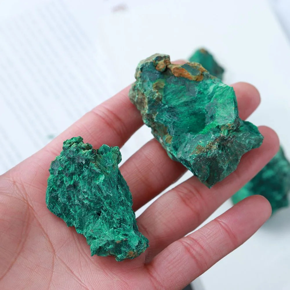 Raw Malachite Stone – Heart Awakening & Energetic Shield